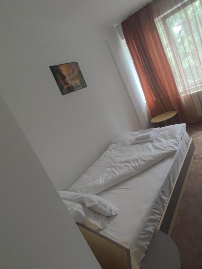 ホテル Кианти Kŭrdzhali エクステリア 写真